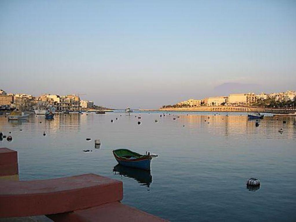 Apartment In Marsaskala Exterior photo